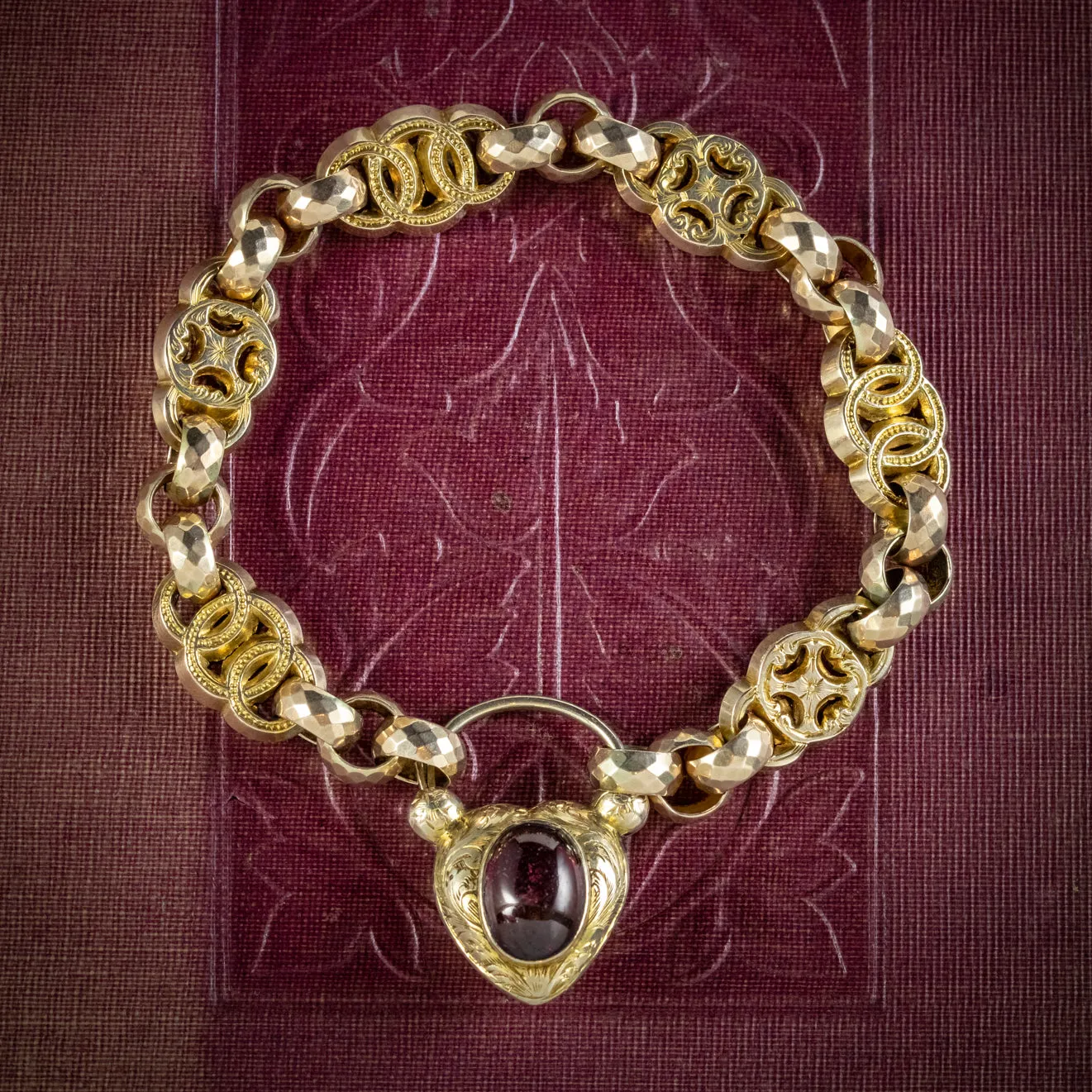 ANTIQUE VICTORIAN BRACELET GARNET HEART PADLOCK CIRCA 1860 BOXED