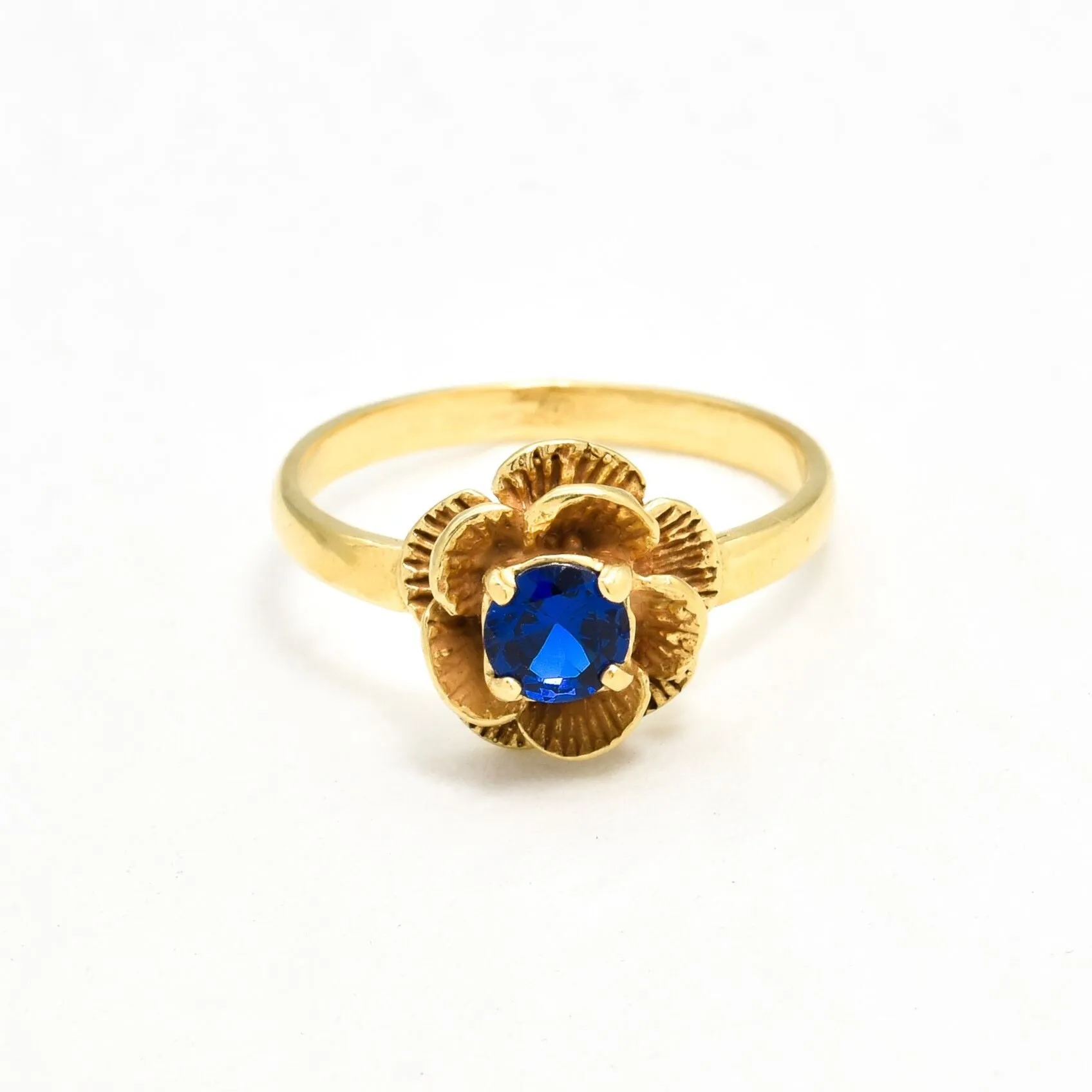 Gold Sapphire Ring - Vintage Flower Ring - Dainty Rose Ring