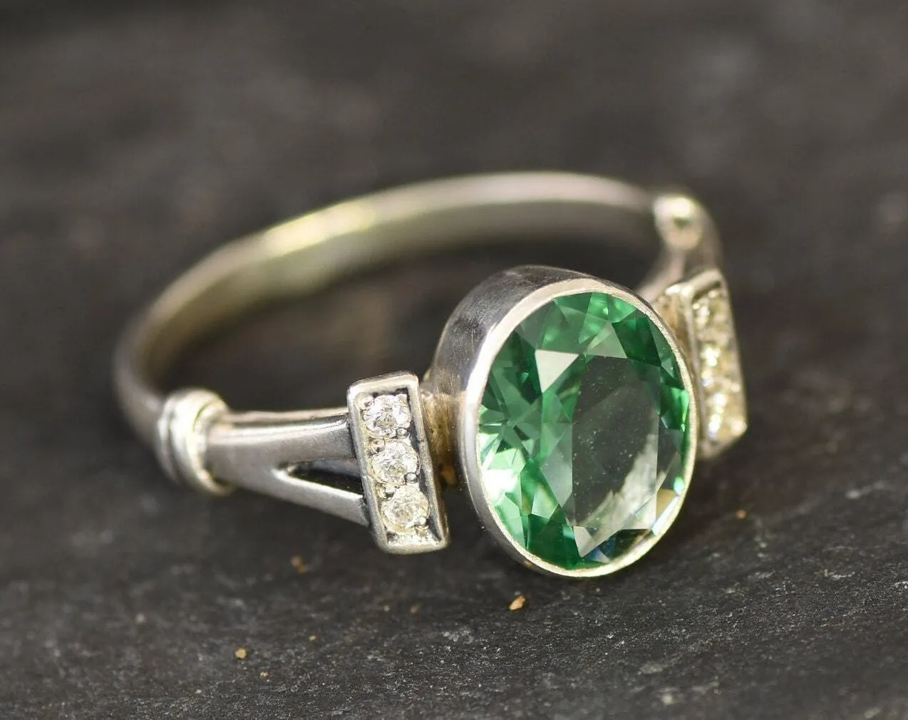 Mint Emerald Ring - Mint Green Promise Ring - Vintage Oval Ring